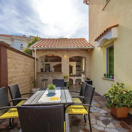 Apartment Beautiful In With Wifi Crikvenica
